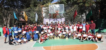 काष्ठमण्डप कपमा ५ टिम च्याम्पियन