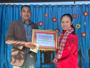 अनन्त शिक्षा सदनद्वारा रेनु सम्मानित