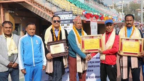 धावक रोकाया सम्मानित